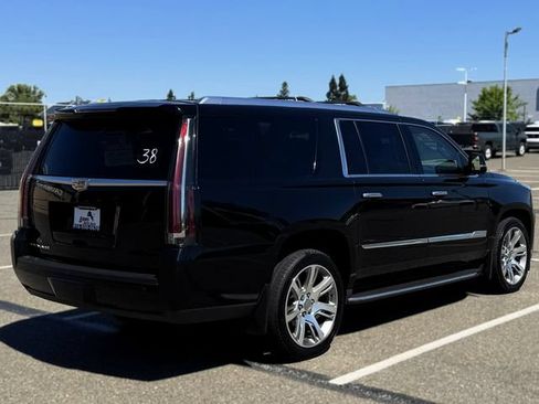 Used 2015 Cadillac Escalade ESV Premium AWD/4WD image 5