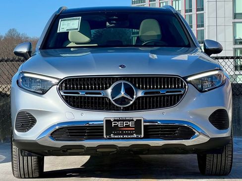 Certified 2026 Mercedes-Benz GLC 300 4MATIC image 3