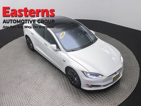 Used 2018 Tesla Model S 100D AWD/4WD image 3