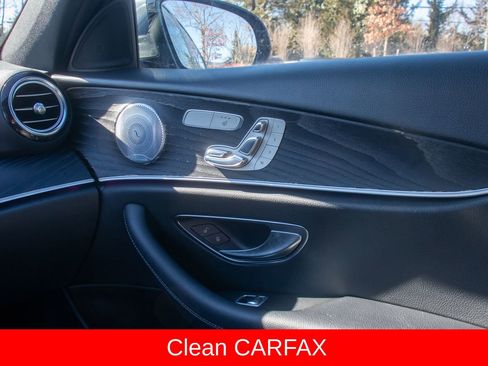 Used 2018 Mercedes-Benz E 300 4MATIC image 16