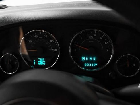 Used 2016 Jeep Wrangler Unlimited Sahara w/ Max Tow Package AWD/4WD image 21