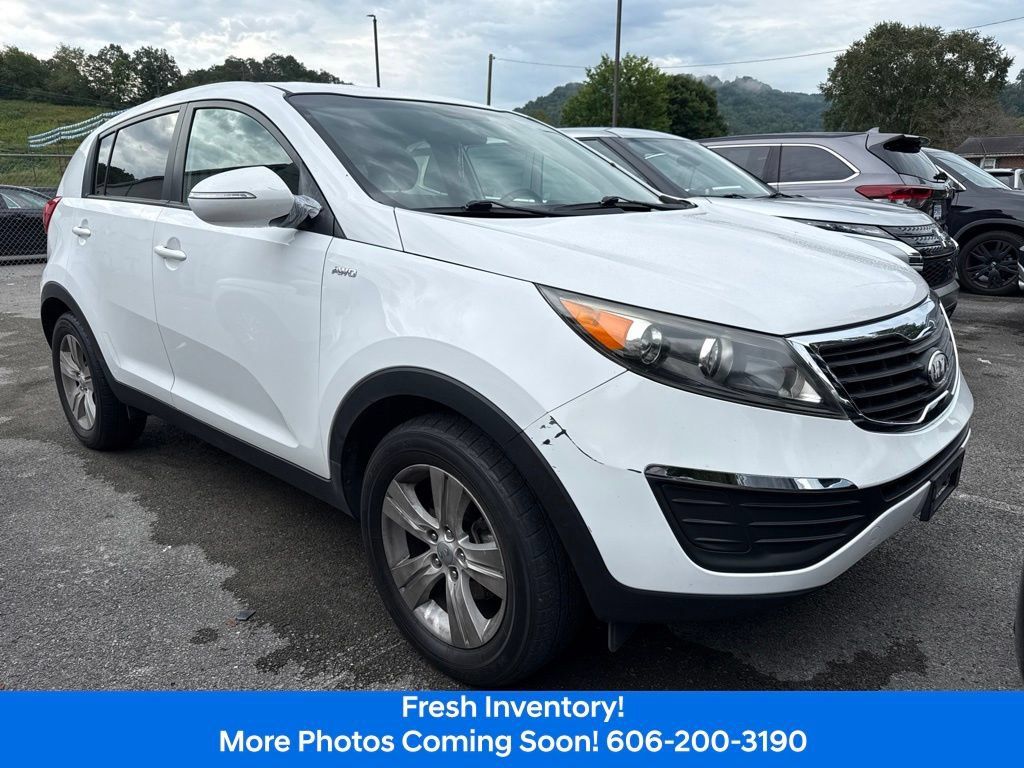 Used 2012 Kia Sportage LX AWD/4WD image 2