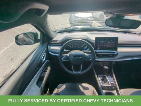 Used 2024 Jeep Compass Latitude AWD/4WD image 39