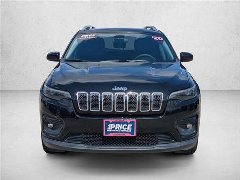Used 2020 Jeep Cherokee Latitude Plus FWD image 2