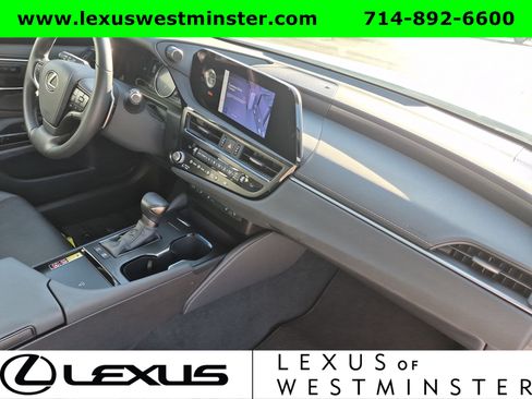 Used 2025 Lexus ES 300h w/ Premium Package FWD image 6