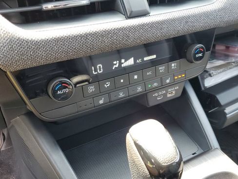 Certified 2026 Subaru Outback Premium AWD/4WD image 16