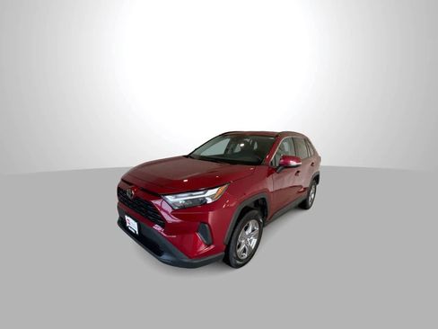 Certified 2022 Toyota RAV4 XLE image 4