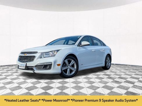 Used 2016 Chevrolet Cruze LT w/ Sun, Sound and Sport Package image 2