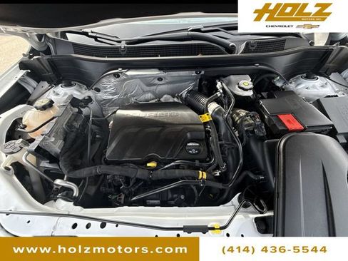 Used 2024 Chevrolet Trax RS w/ Driver Confidence Package image 26