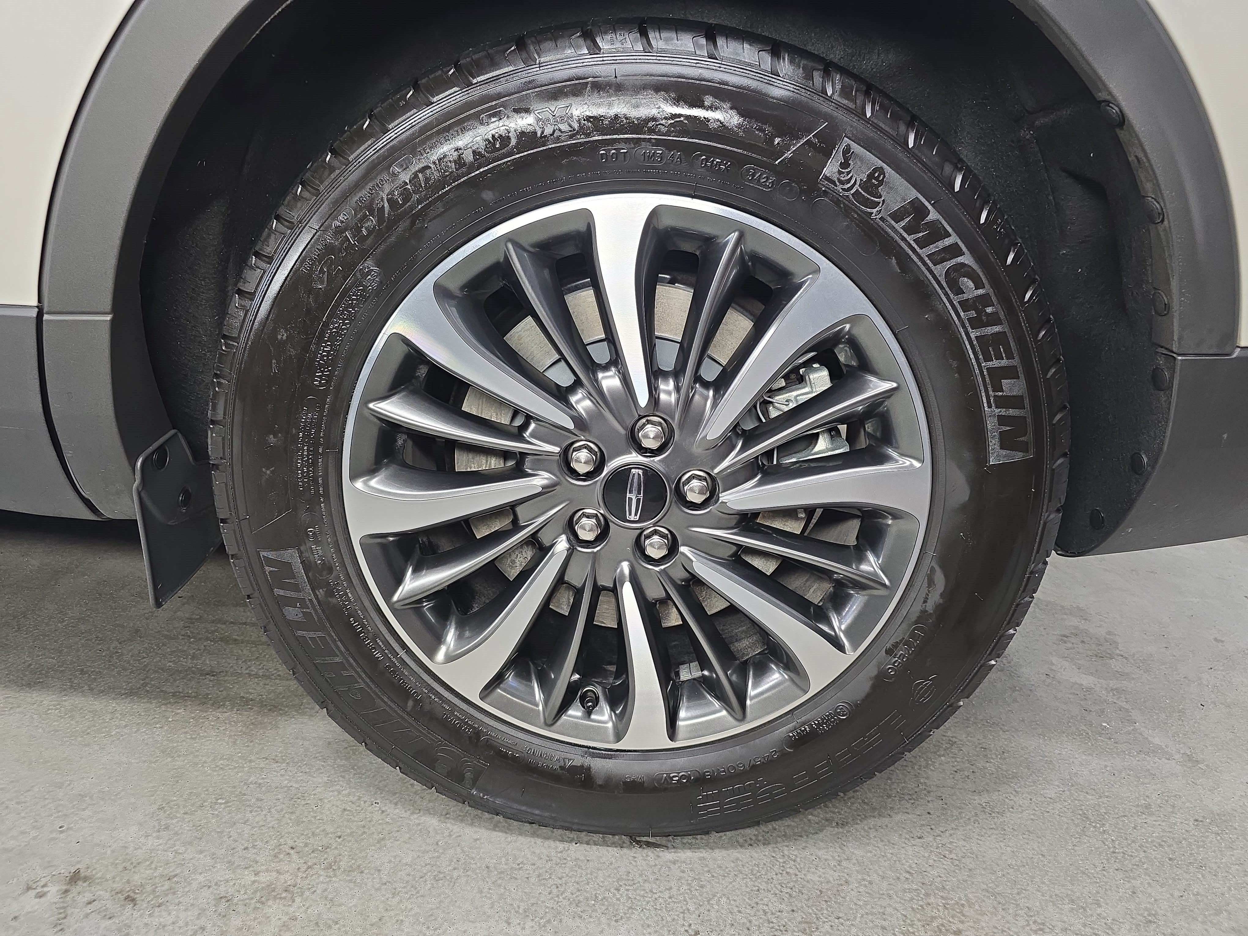 Certified 2023 Lincoln Nautilus Reserve AWD/4WD image 33