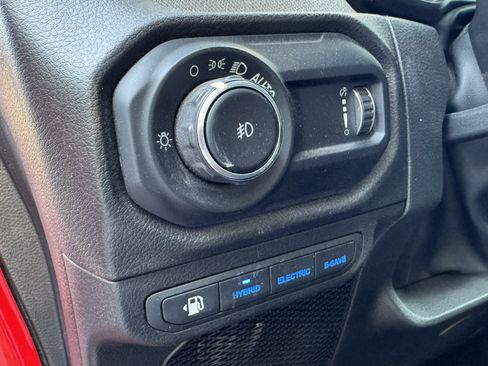 Used 2025 Jeep Wrangler Unlimited Sport S 4xe AWD/4WD image 30