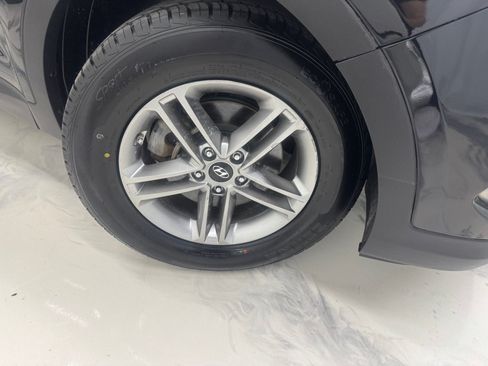 Used 2018 Hyundai Santa Fe Sport AWD/4WD image 9