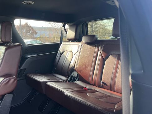 Used 2024 Ford Expedition Max Limited image 21