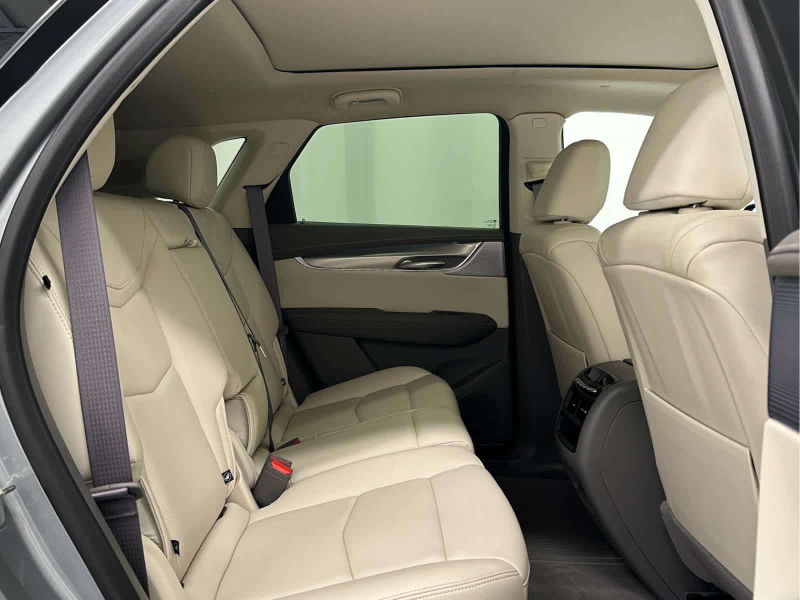 Used 2026 Cadillac XT5 Premium Luxury w/ Driver Assist Package AWD/4WD image 21