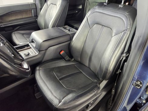 Used 2019 Ford Expedition Max Limited image 12