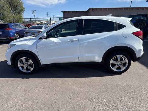 Used 2016 Honda HR-V EX image 4