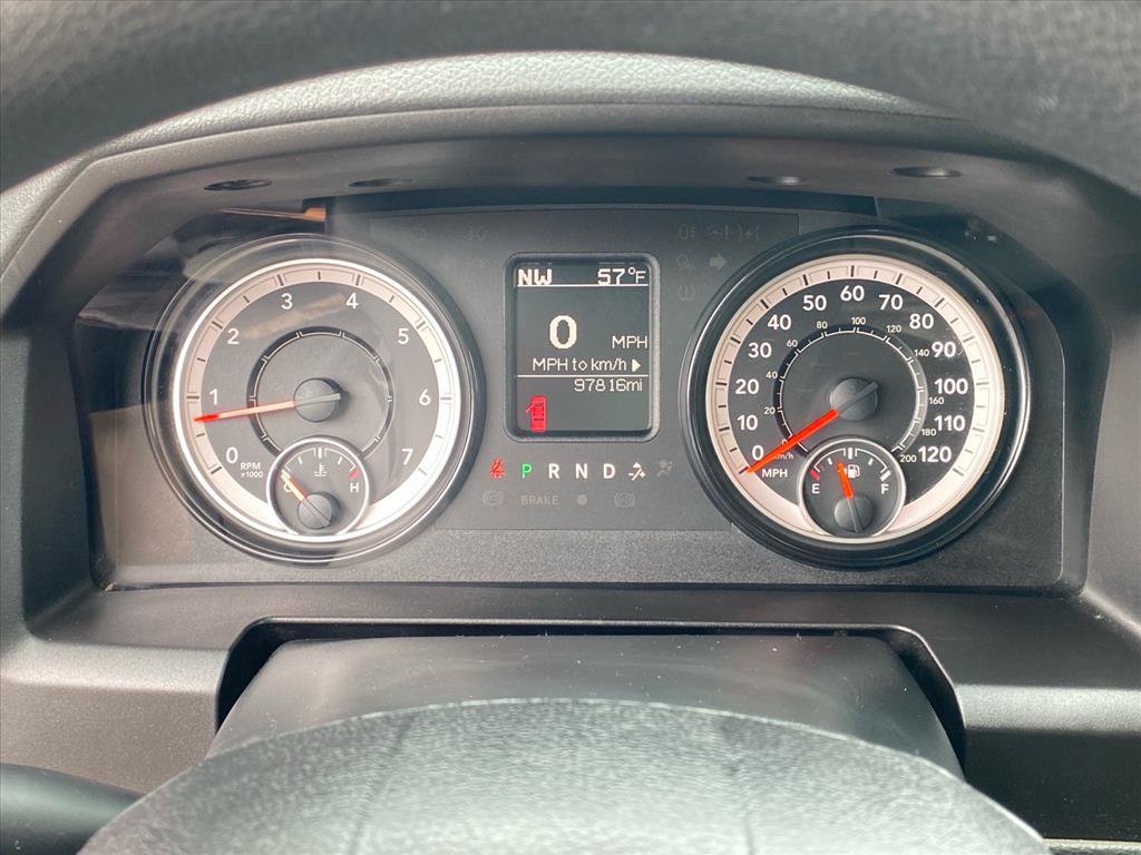 Used 2018 RAM 1500 Express AWD/4WD image 17