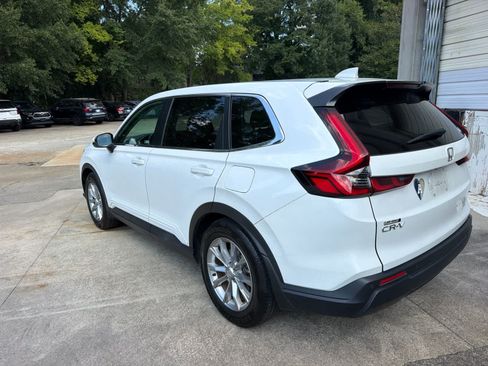 Used 2023 Honda CR-V EX-L image 7
