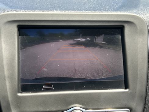 Used 2024 Chevrolet Equinox LS w/ LS Convenience Package AWD/4WD image 26