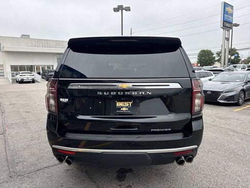 Used 2023 Chevrolet Suburban Premier RWD image 7