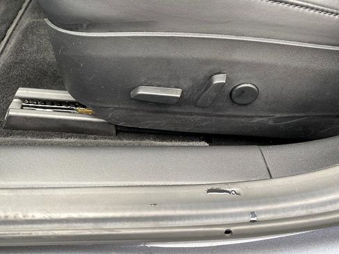 Used 2018 Tesla Model 3 Long Range image 10