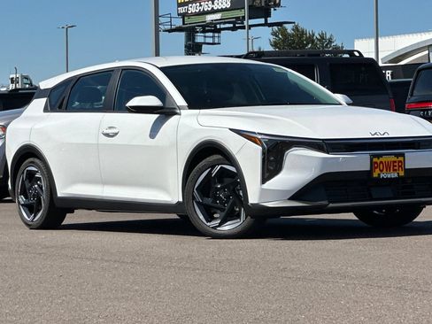 New 2026 Kia K4 EX FWD image 2