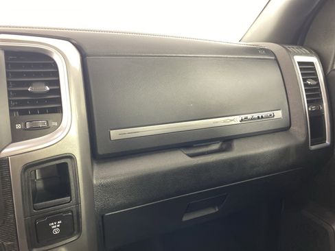 Used 2018 RAM 2500 Limited image 32