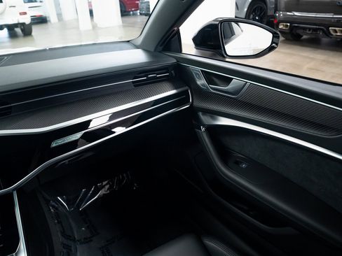 Used 2024 Audi RS 7 Performance image 11