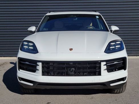 New 2026 Porsche Cayenne image 10