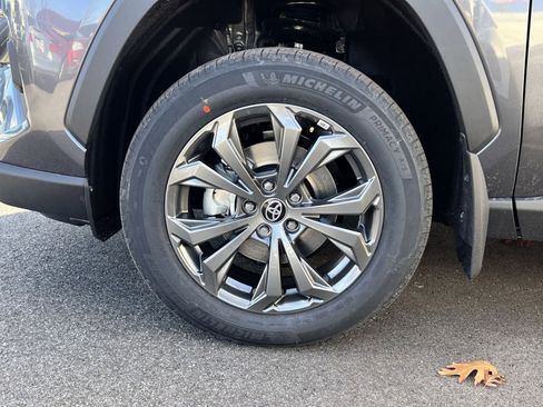 New 2025 Toyota RAV4 XLE Premium image 5