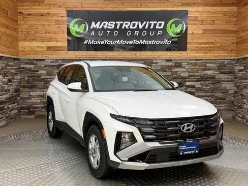 Used 2026 Hyundai Tucson SE AWD/4WD image 2