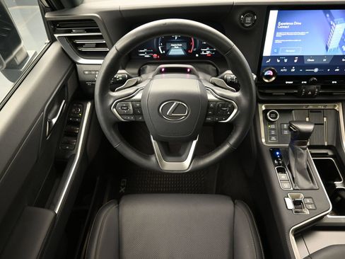 Used 2024 Lexus GX 550 AWD/4WD image 26