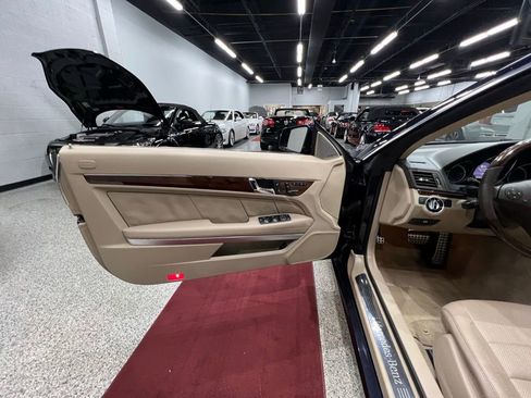 Used 2011 Mercedes-Benz E 550 Cabriolet w/ Premium 2 Pkg image 20