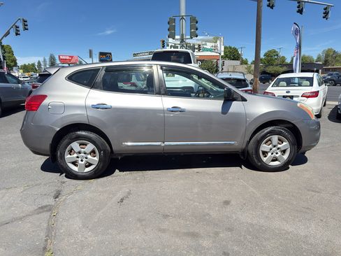 Used 2012 Nissan Rogue S AWD/4WD image 9