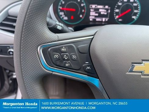 Used 2025 Chevrolet Malibu LT FWD image 15