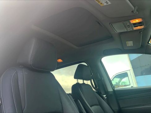 Used 2024 Honda Odyssey EX-L image 13