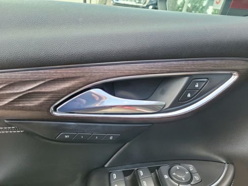 Used 2023 Buick Envision Avenir FWD image 26
