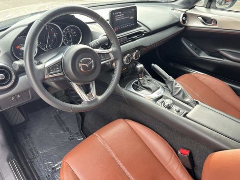 Used 2022 MAZDA MX-5 Miata Grand Touring image 14