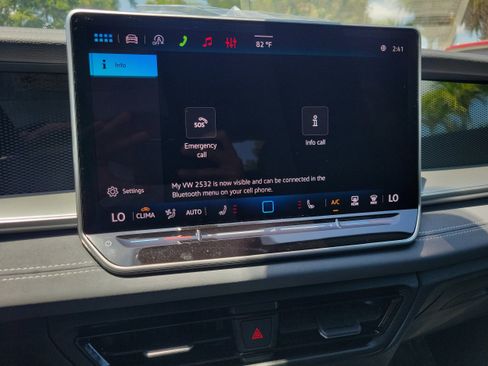 New 2026 Volkswagen Tiguan SE R-Line FWD image 20