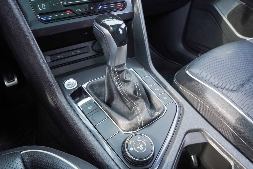 Used 2022 Volkswagen Tiguan SEL R-Line AWD/4WD image 22