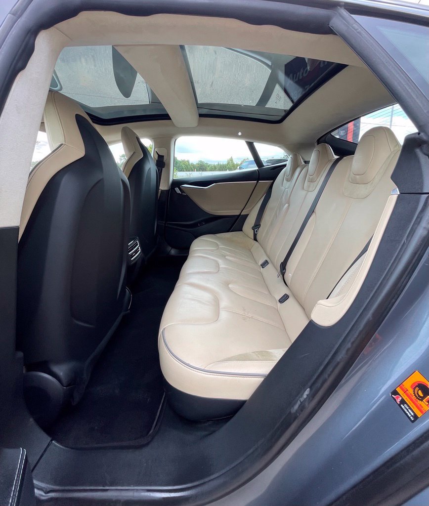 Used 2014 Tesla Model S 85 RWD image 31
