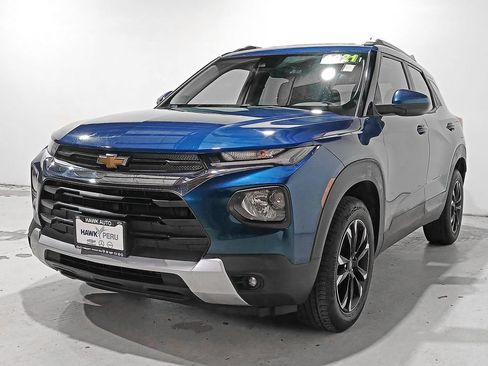 Used 2021 Chevrolet TrailBlazer LT w/ Sun and Liftgate Package AWD/4WD image 3