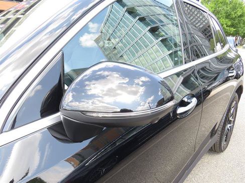 Used 2026 Mercedes-Benz GLC 300 4MATIC image 28
