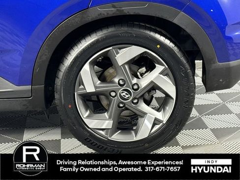 Used 2022 Hyundai Venue SEL w/ Cargo Package image 9