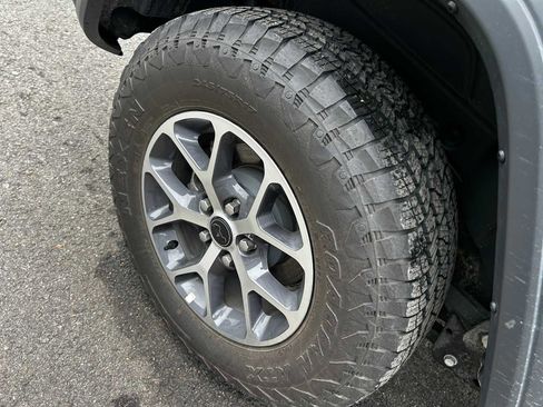 Used 2025 Jeep Wrangler Sport S image 13