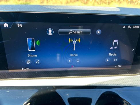 Used 2025 Mercedes-Benz CLA 250 4MATIC w/ Winter Package image 17