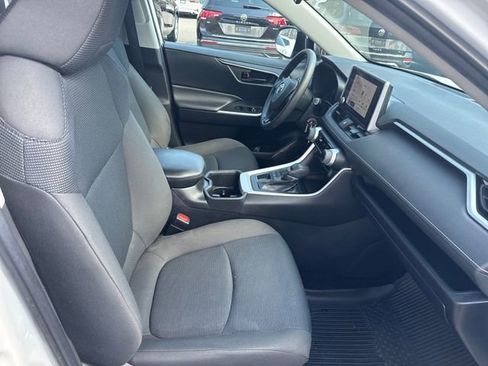 Used 2023 Toyota RAV4 LE image 30