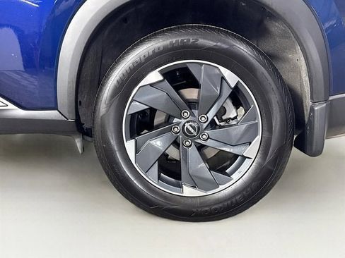 Certified 2026 Nissan Rogue SV image 23