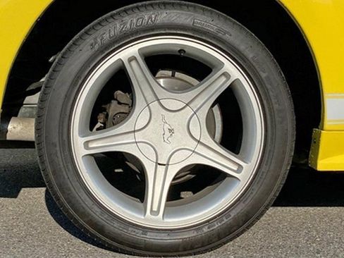 Used 2002 Ford Mustang GT RWD image 20