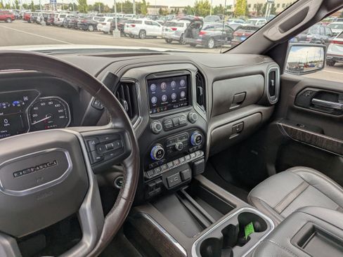 Certified 2022 GMC Sierra 1500 Denali w/ Driver Alert Package II AWD/4WD image 21